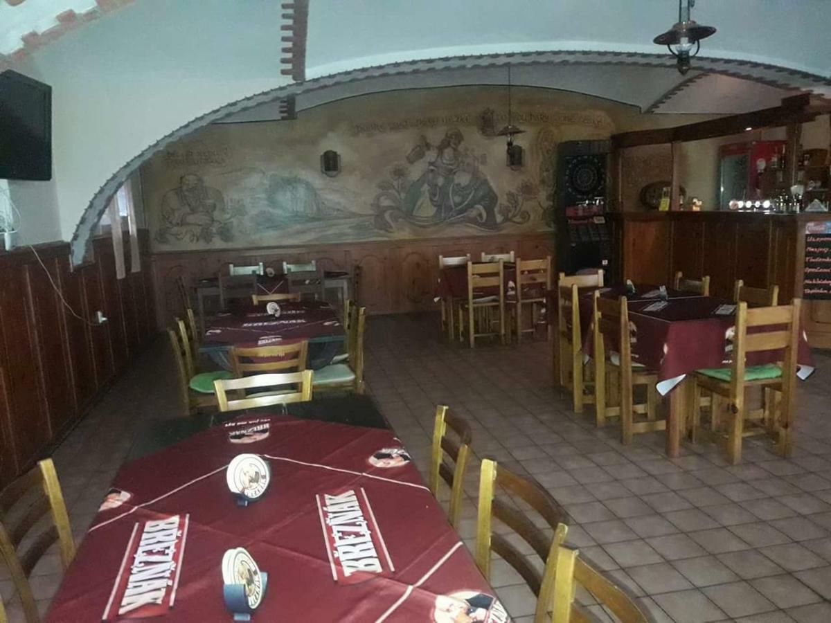 Penzion U Zeleneho Stromu Telnice Zewnętrze zdjęcie